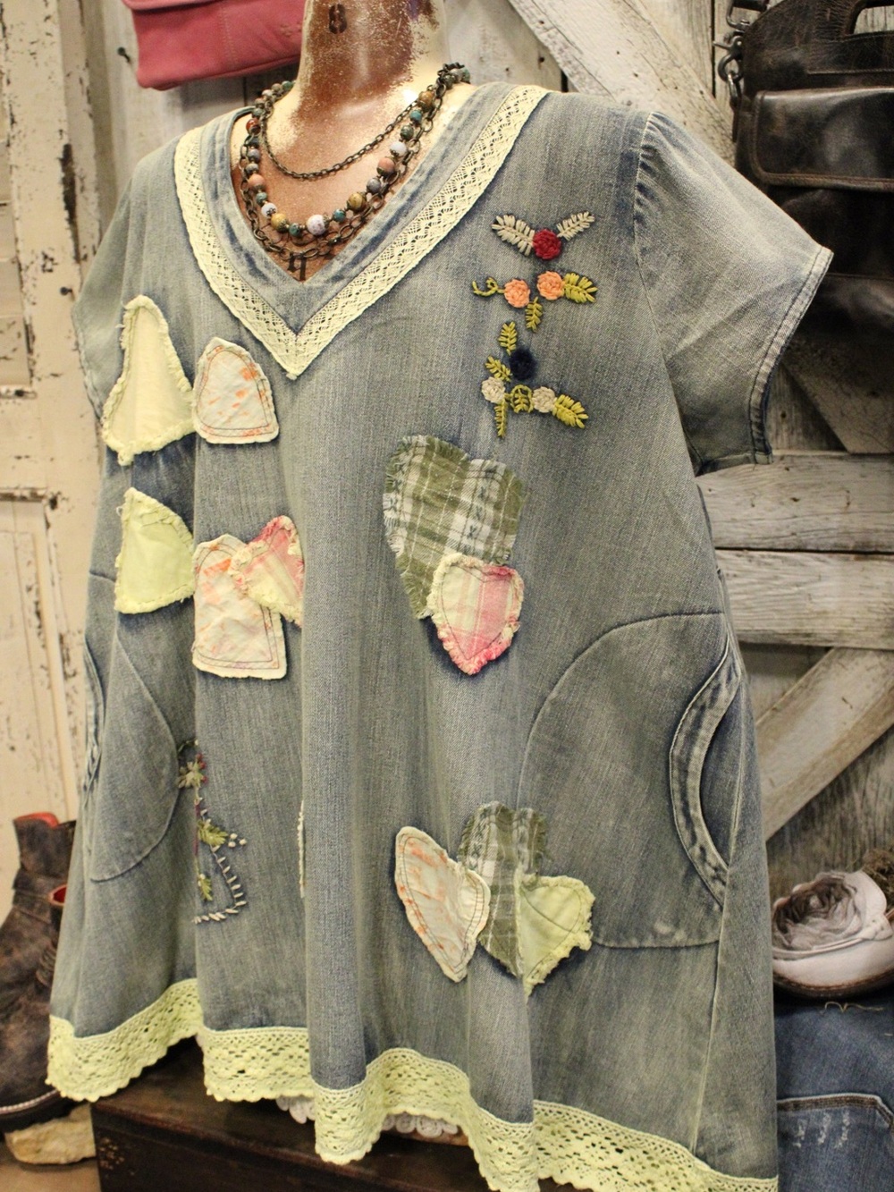 NWT BlueVelvet Backroad Romance Patchwork Top size Small - Picture 2 of 5